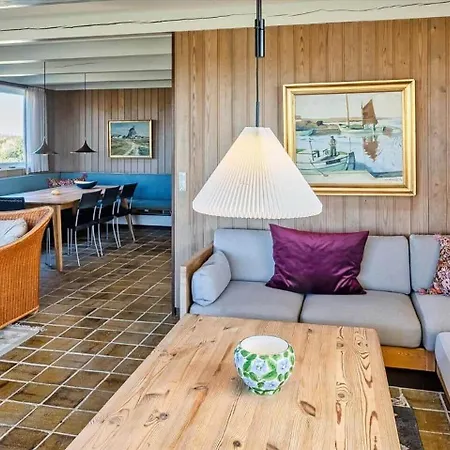 Ve235-vejers-strand-nordvej-7 *